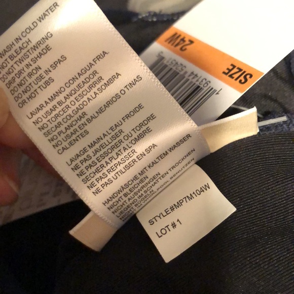 💥HP💥MICHAEL KORS (24W) New Navy one piece swimwear - Picture 7 of 10